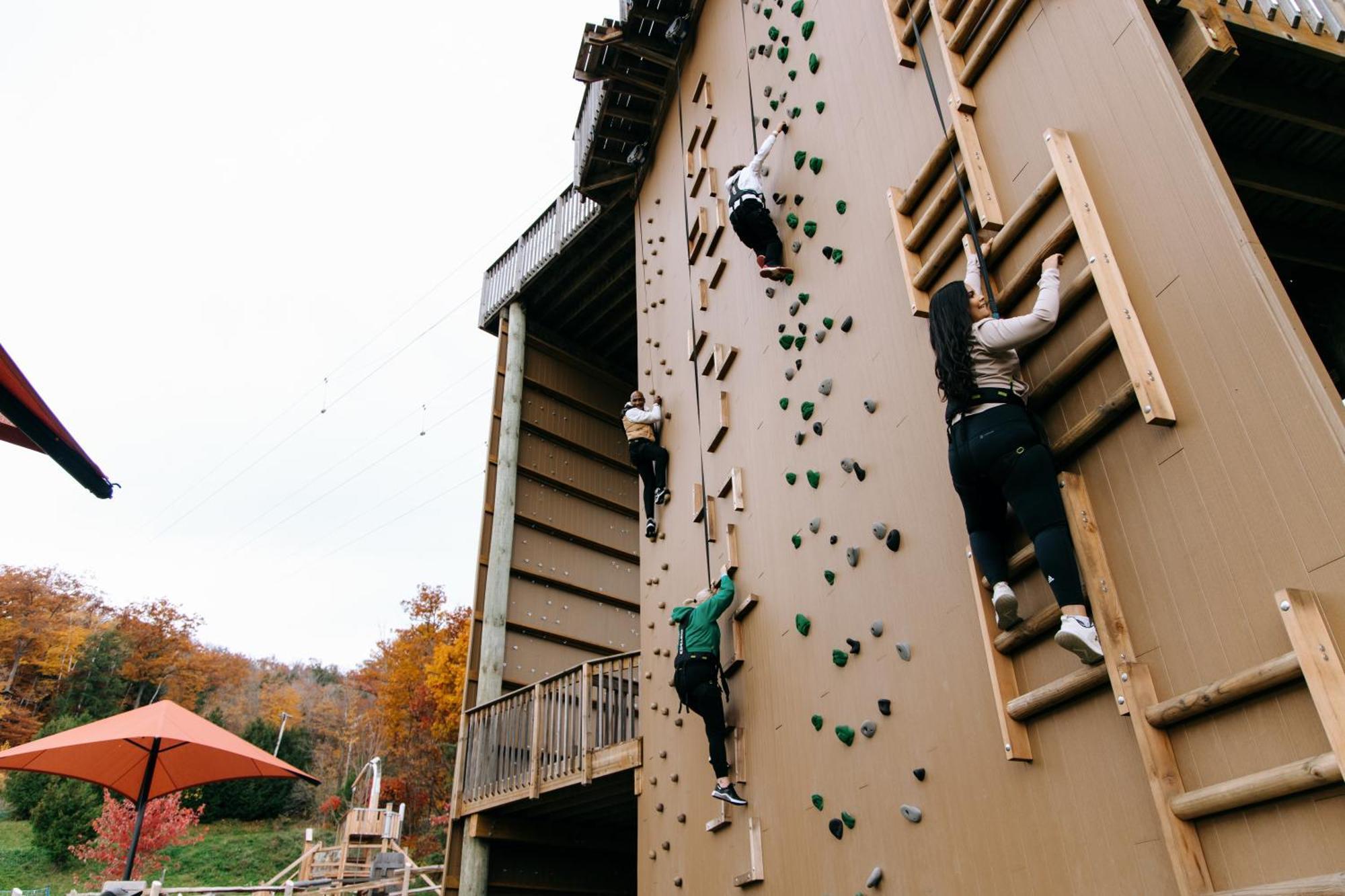 Blue Mountain Resort Inn Блу-Маунтинс Экстерьер фото